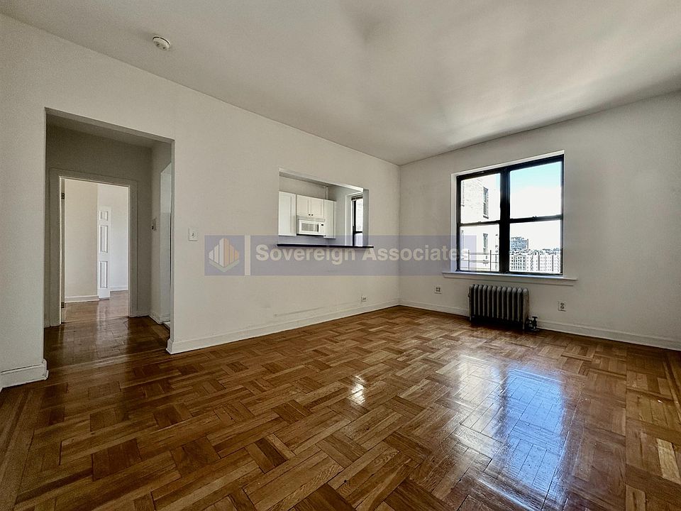 2nd image of 590 Fort Washington Ave #L1