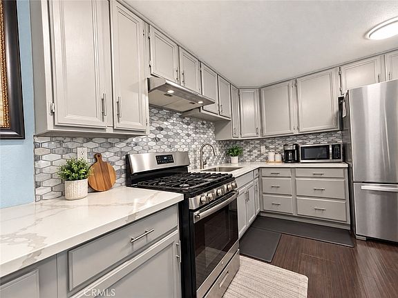 3rd image of 26297 Baseline St Space 51