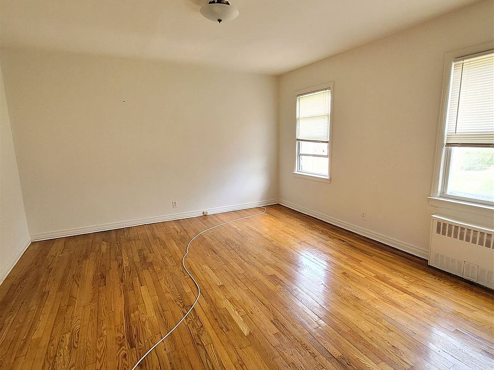 King Size Bedroom