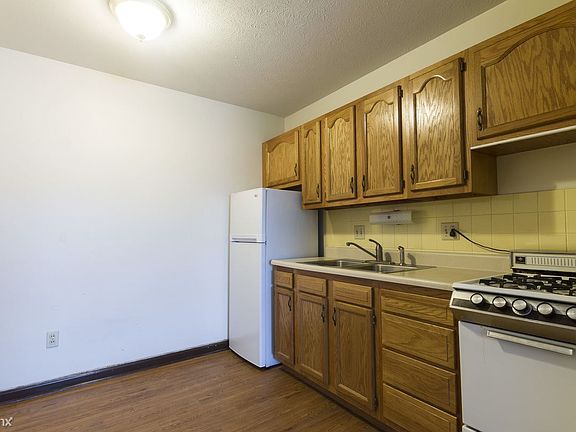 5th image of 1400 King Ave APT 11
