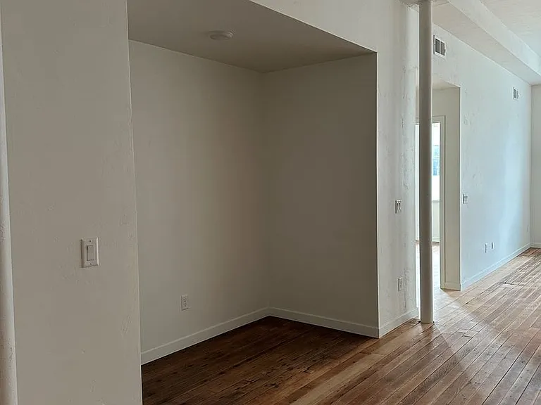 220 N Main St — Photo 7