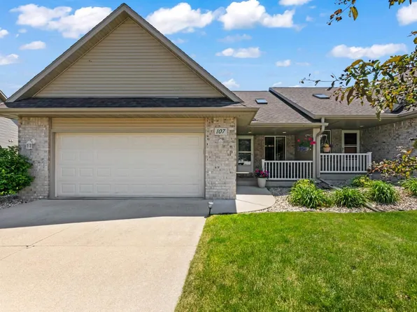 107 Concord PLACE, Watertown, WI 53094