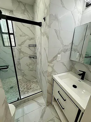 Rented by Tolmas Corporation | media 13