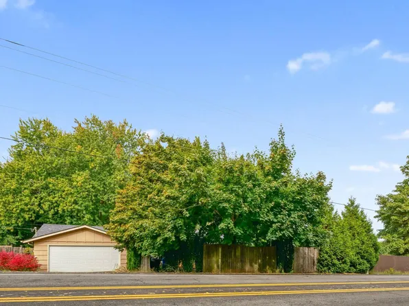5725 Skyline Rd S, Salem, OR 97306