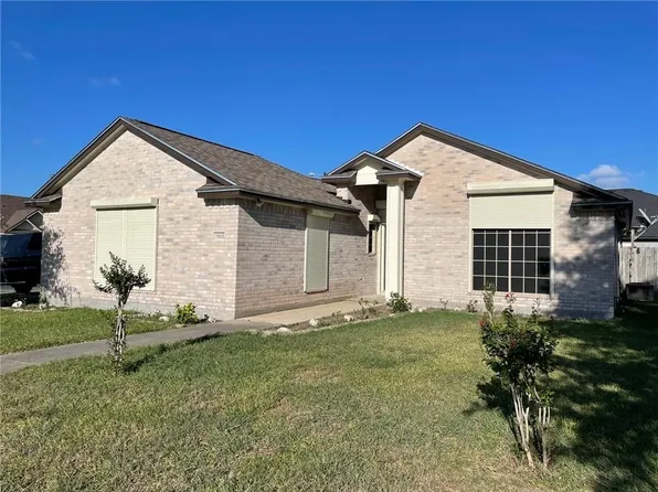 7902 Snake River Dr, Corpus Christi, TX 78414