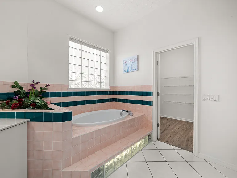 6317 Sagewood Ln — Photo 2