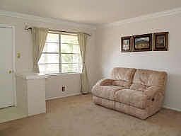 4th image of 605 Cannon Dr
