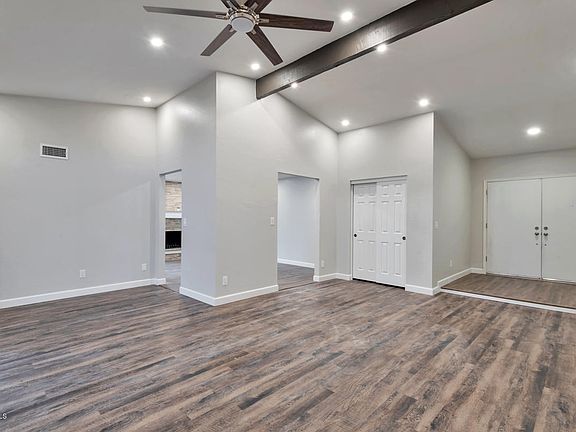 3rd image of 2065 E Pueblo Ave