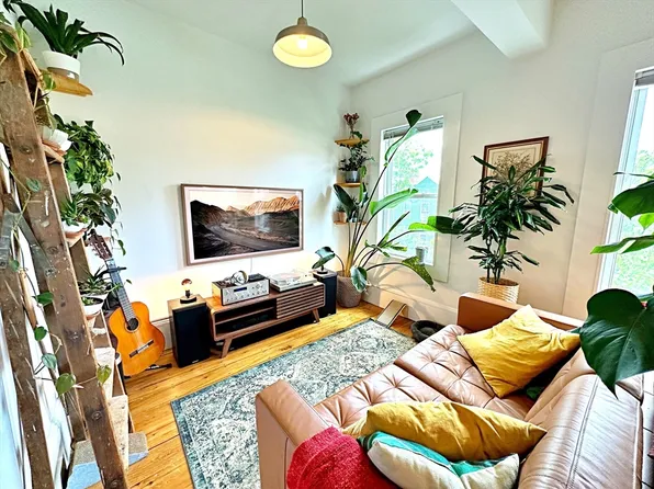 264 Sumner St #3, East Boston, MA 02128