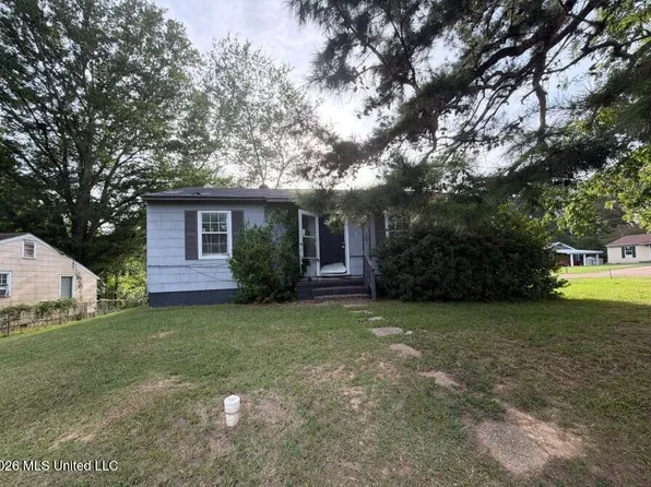 703 Hillmont Dr, Jackson, MS 39209