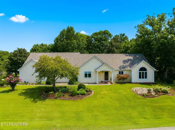 102 Brae Ct, Maryville, TN 37801
