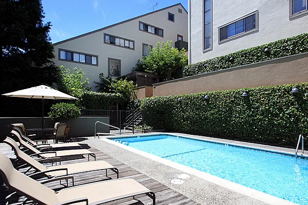 Woodmont Apartments — Photo 9