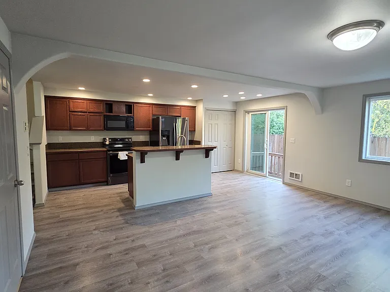 4573 148th St NE — Photo 5