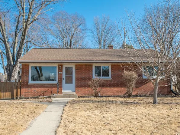 4254 North 93rd STREET, Wauwatosa, WI 53222