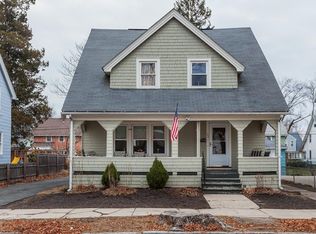 33 Thorndyke St, Springfield, MA 01118