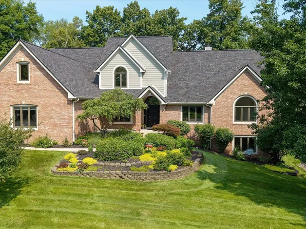 8726 Gordonshire Dr, Indianapolis, IN 46278
