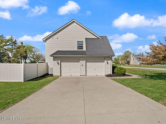 3rd image of 6034 Haven Manor Way