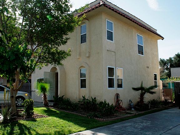 5th image of 1358 E Garfield Ave