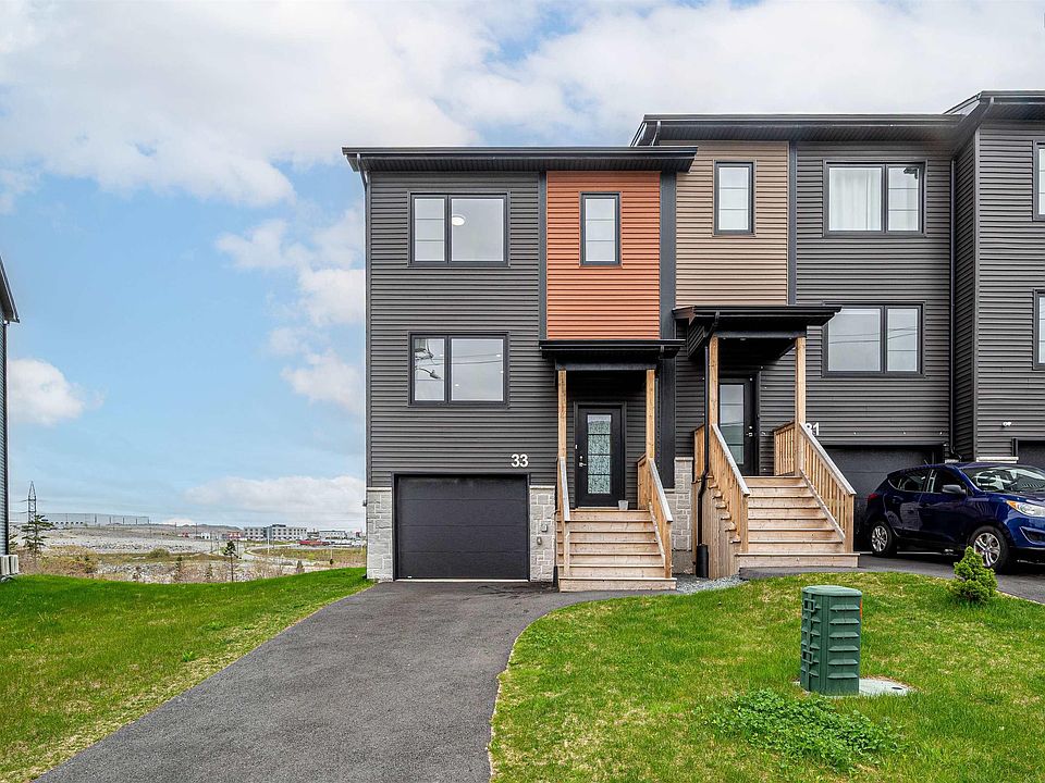 1st image of 33 Flatrock Cres