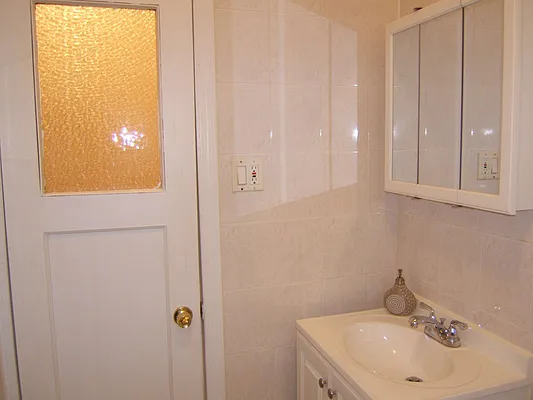 Rented by Bridgeview Realty | media 13