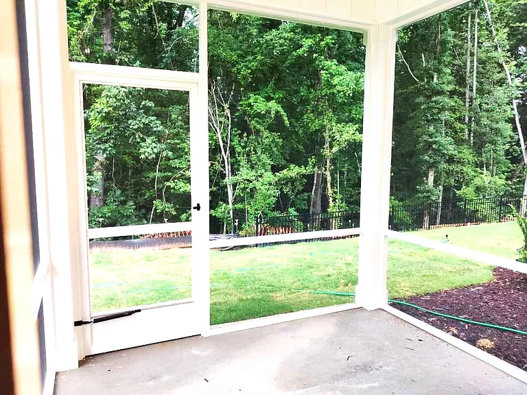 216 Hiking Hill Ln — Photo 39