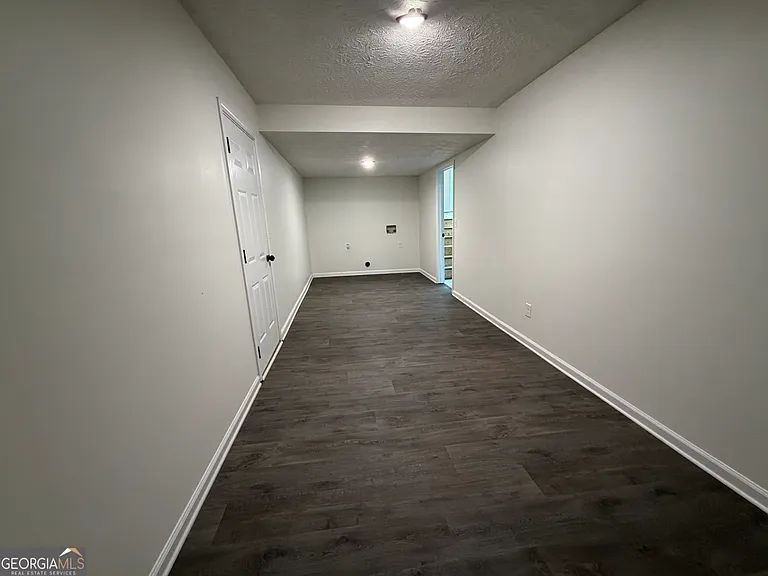 1730 Bullock Dr — Photo 8