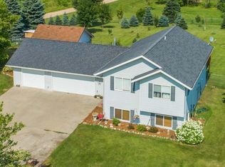19743 Sunny Ln, Starbuck, MN 56381