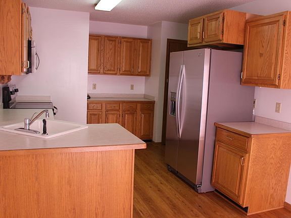 3rd image of 6771 Gretchen Ln N