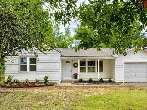 420 Fairview Ave, Ponca City, OK 74601
