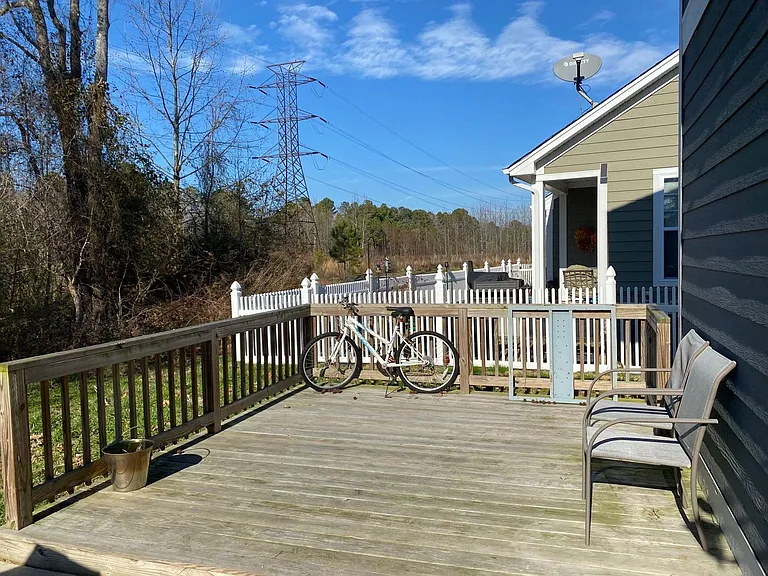 406 Terrywood Dr — Photo 13