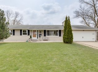 N94W17353 Erika Rd, Menomonee Falls, WI 53051
