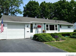 136 Morrow Dr, Rochester, NY 14616