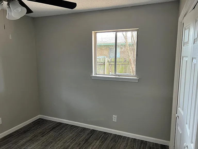 8902 Little Walnut Pkwy #A — Photo 11