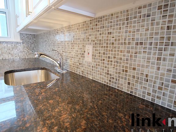 3rd image of 59 Crescent Pl #2