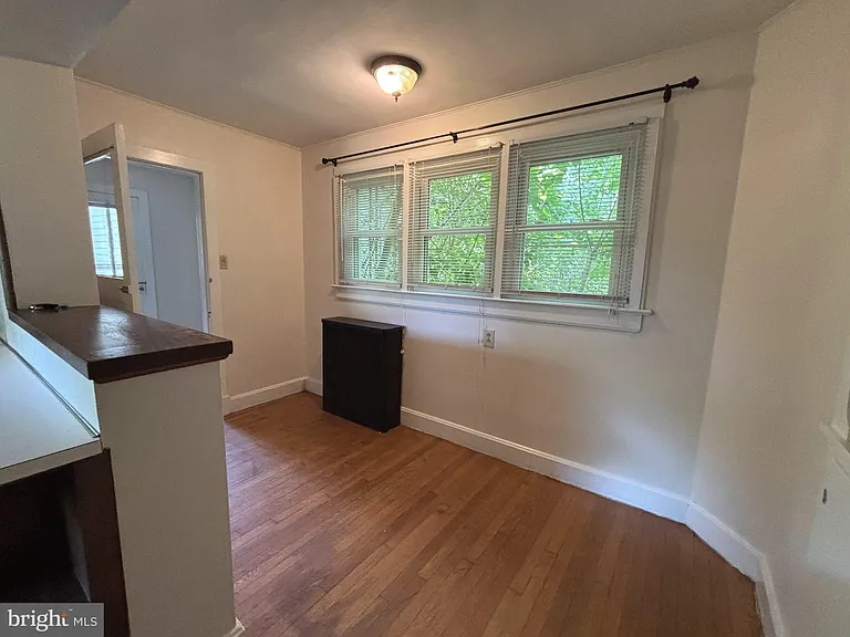 1503 W Washington St — Photo 18