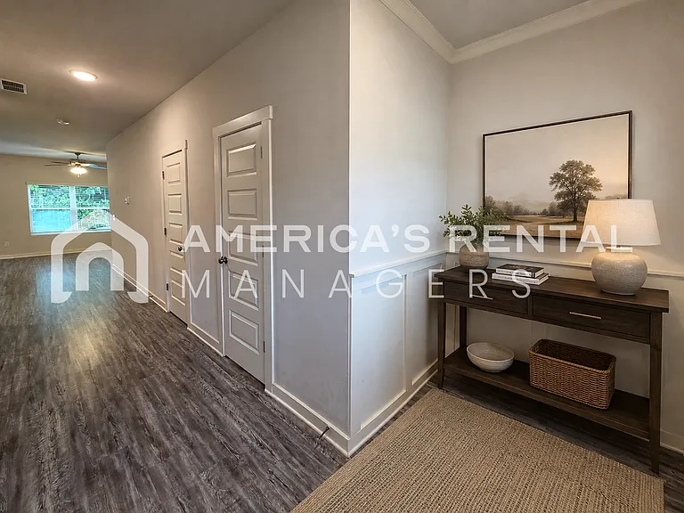 680 The Heights Ln — Photo 8