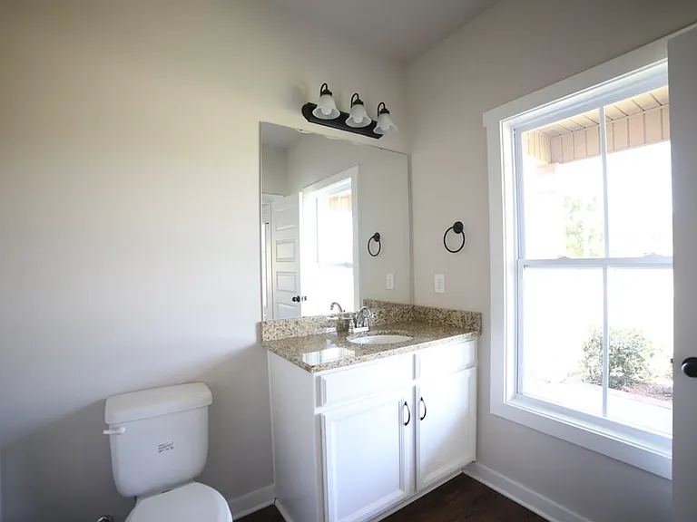 6410 Midtowne Ln NW — Photo 6