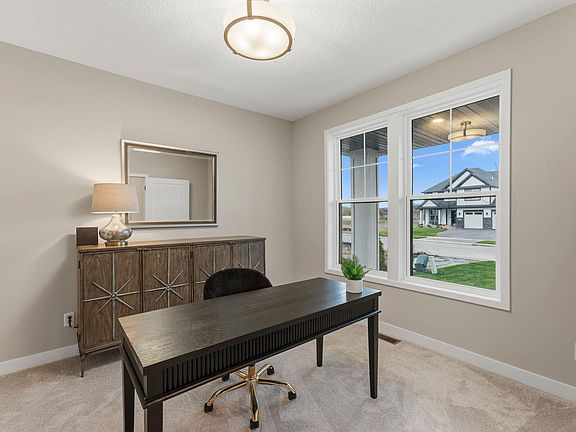 3rd image of 15757 Aquila Ave