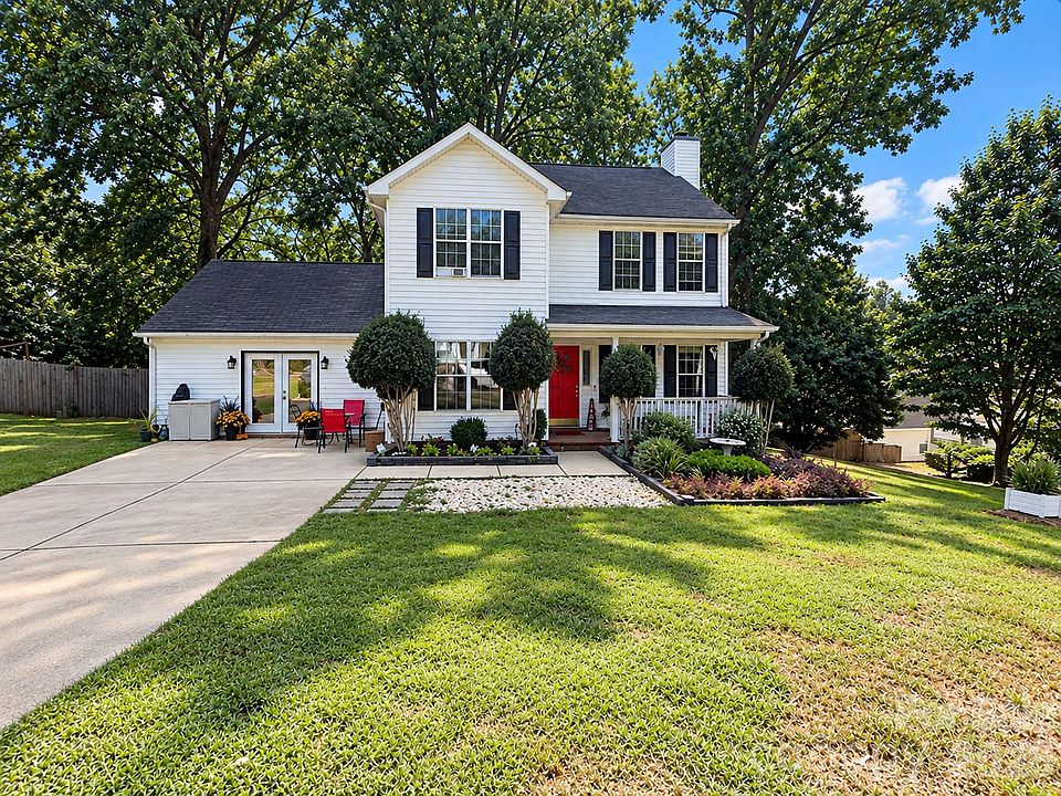 1st image of 129 Shade Tree Cir