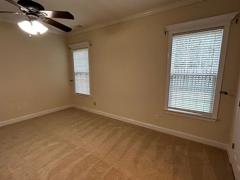 2500 Grier Cir — Photo 16
