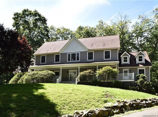 338 Woodbine Rd, Stamford, CT 06903