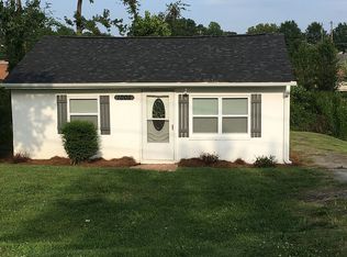 1005 Moody St, Greensboro, NC 27401