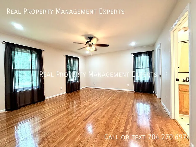 3733 Hayden Dr — Photo 9