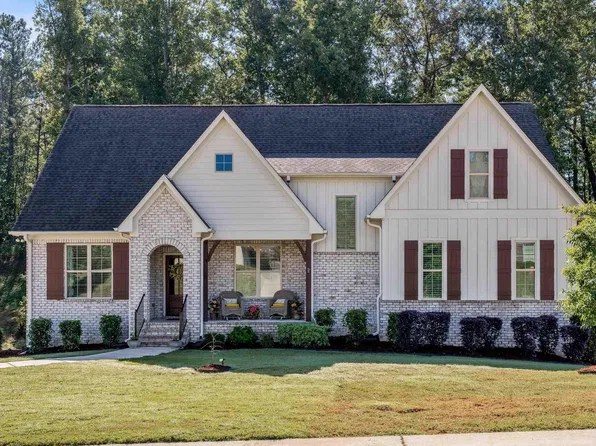 320 Birkdale Cv, Pelham, AL 35124
