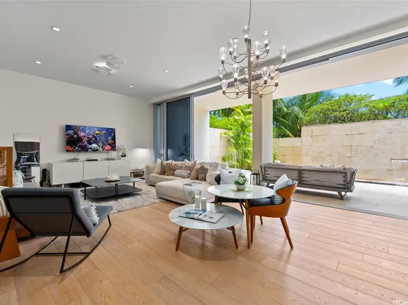 1118 Ala Moana Blvd APT 4, Honolulu, HI 96814