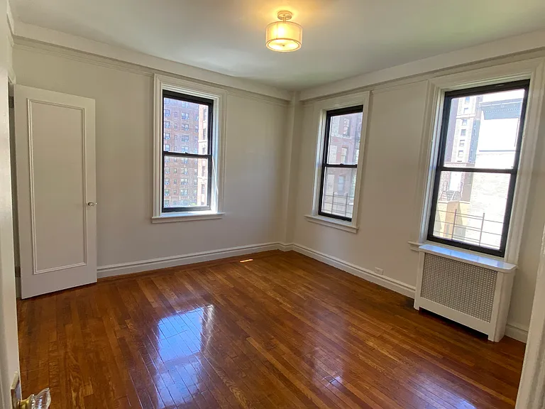 244 W 74th St #8A — Photo 13