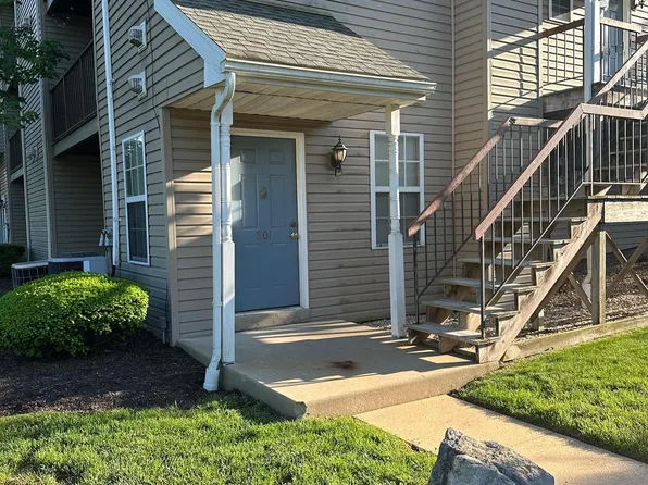 801 Christopher Dr, Reading, PA 19610