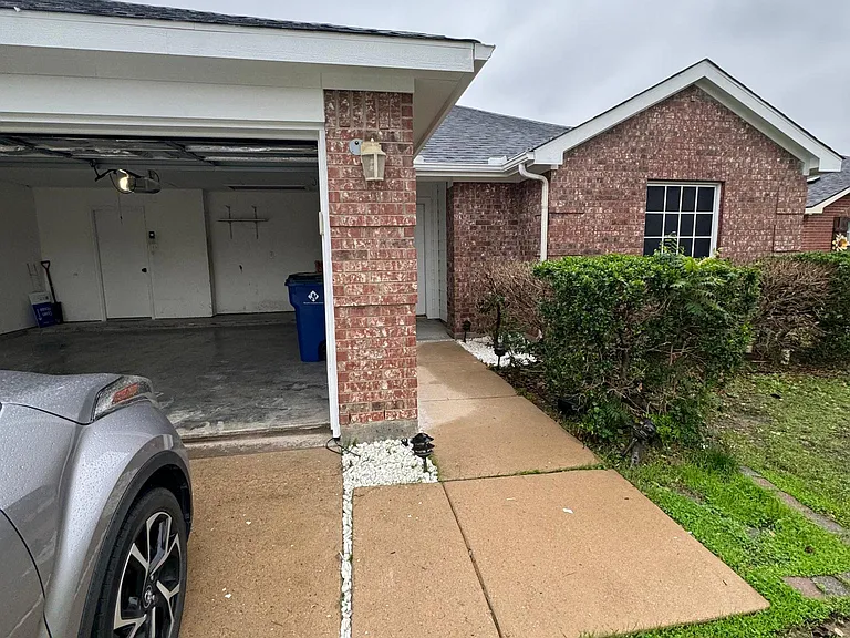 805 Sage Cir — Photo 26