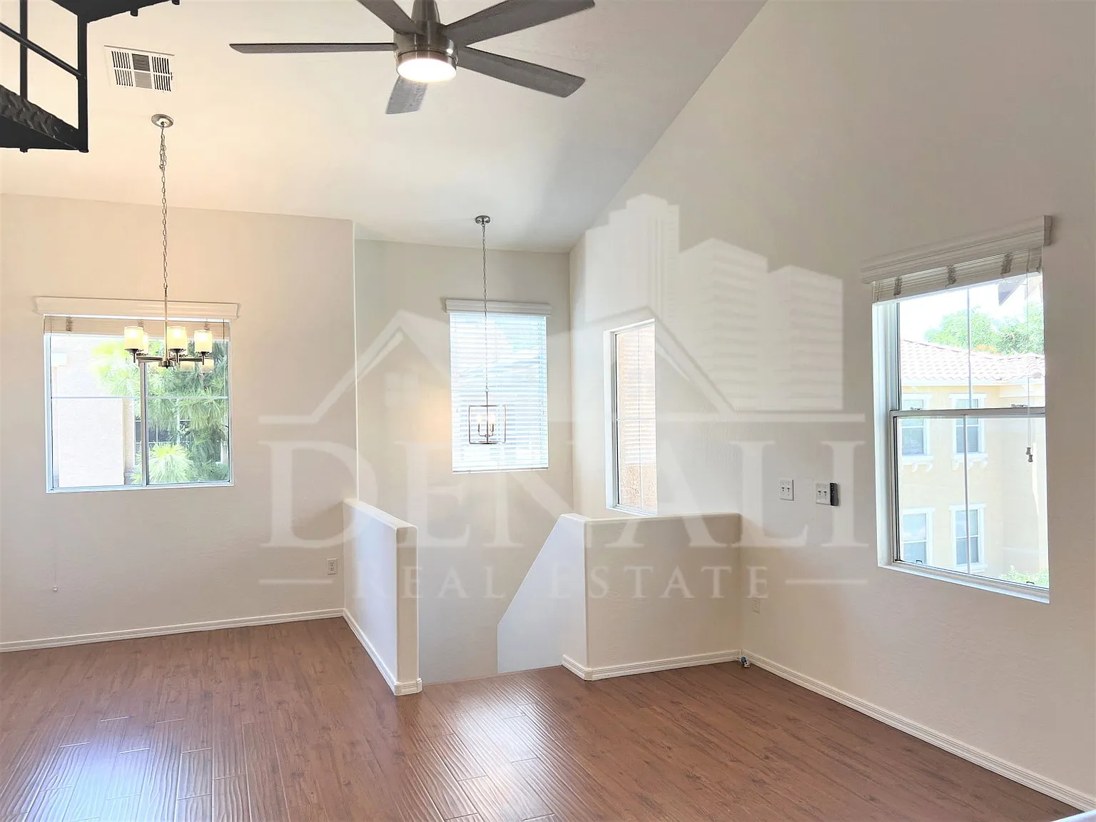 3 bed, 2.0 bath, 1482 sqft, $1,995 — Photo 4