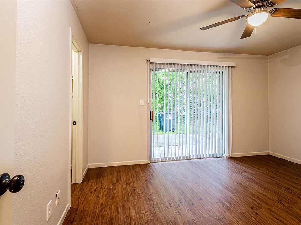 1st image of 1044 Linde St #1044